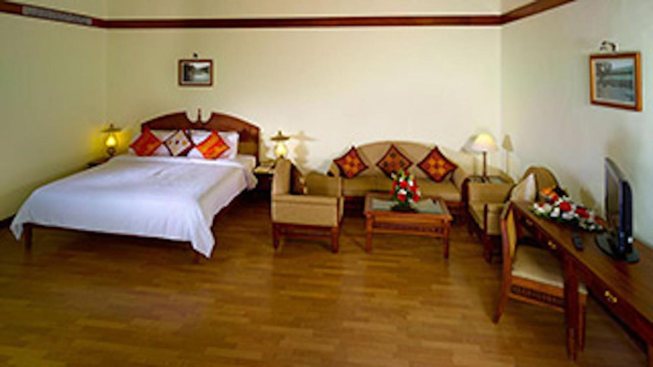 The Mascot Hotel - A Heritage Living Experience Thiruvananthapuram Exterior photo