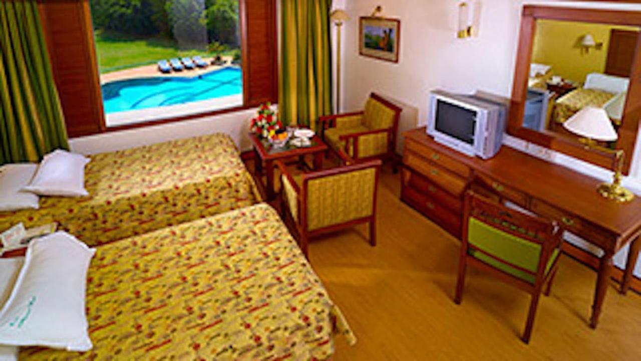 The Mascot Hotel - A Heritage Living Experience Thiruvananthapuram Exterior photo