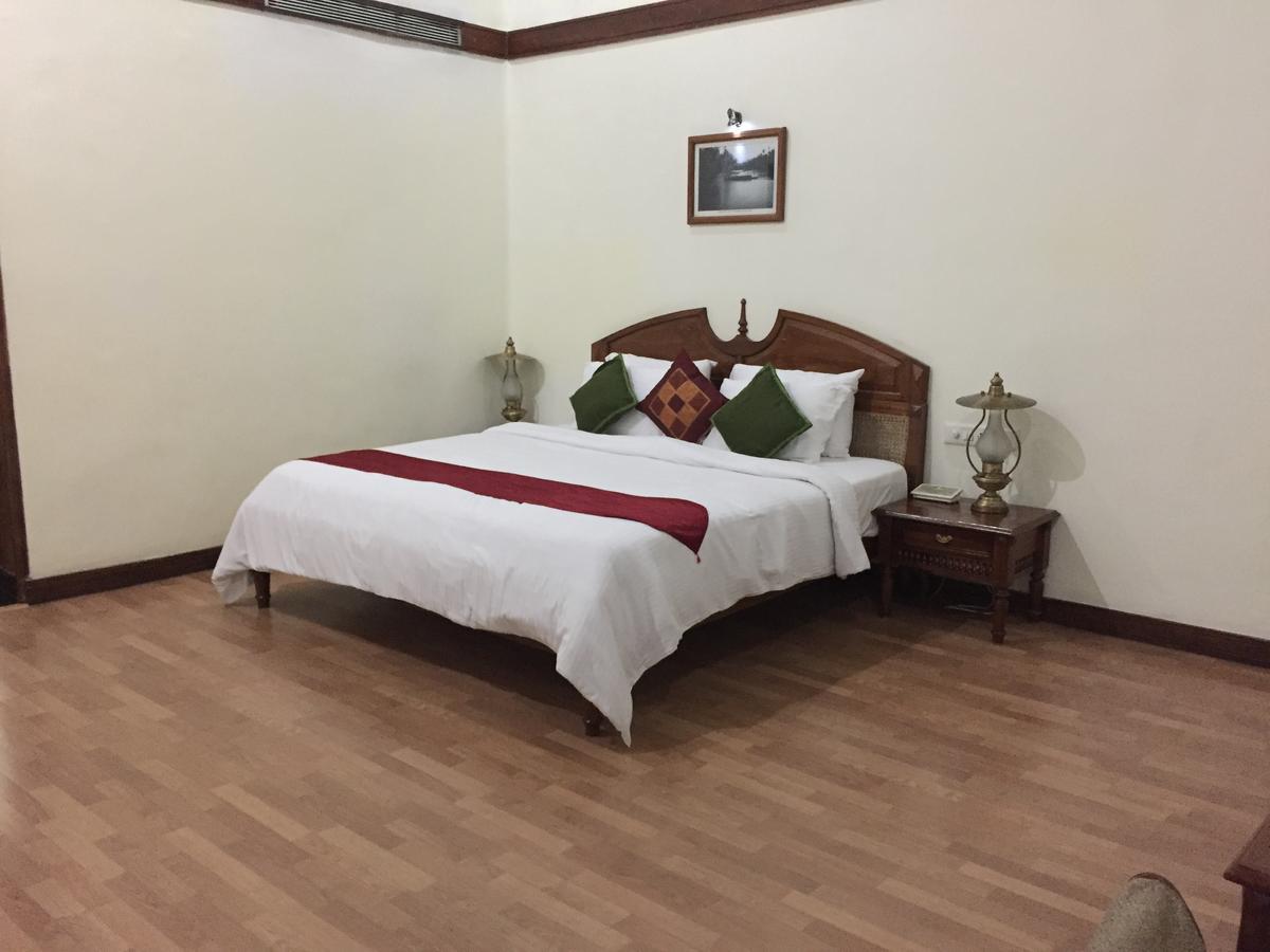 The Mascot Hotel - A Heritage Living Experience Thiruvananthapuram Exterior photo