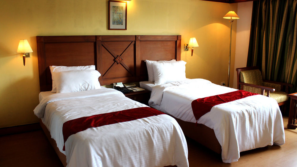 The Mascot Hotel - A Heritage Living Experience Thiruvananthapuram Exterior photo