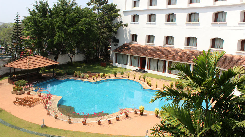 The Mascot Hotel - A Heritage Living Experience Thiruvananthapuram Exterior photo