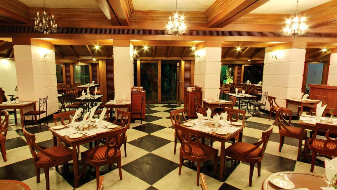 The Mascot Hotel - A Heritage Living Experience Thiruvananthapuram Exterior photo